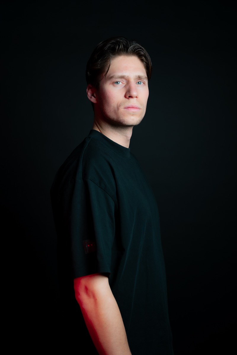 Presskitportret in profiel